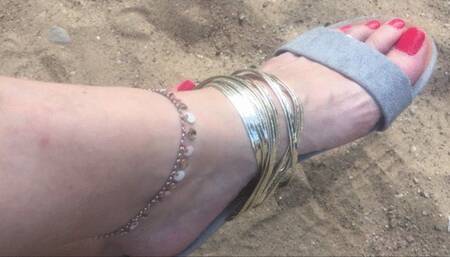 11 Size Feet in flat Sandals