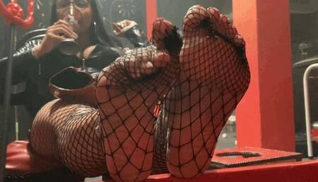 Goddess Kiffa - Halloween Joi-  Kiffa Denials your orgams and  ignore you while she drinks - JOI - FISHNET STOCKINGS - SWEATY FEET - FOOT SNIFF - PANTYHOSE - FOOT WORSHIP - TOE SUCK - HIGH HEELS - DANGLING - DISCIPLINE - SHOE WORSHIP - LEATHER - VINYL -