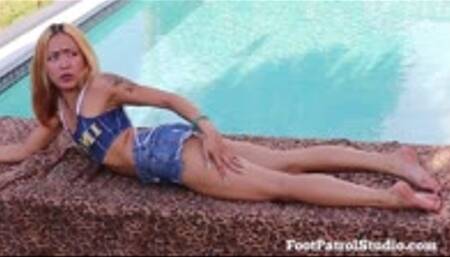 Behind the Scenes with Soo Yung - MP4 (HD1080p)