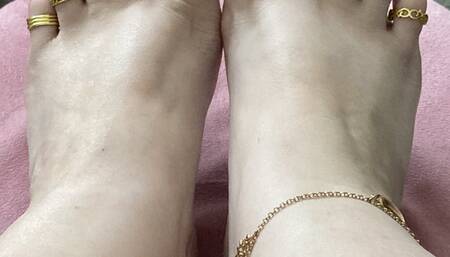 Clean hippie feet with toe rings pt3