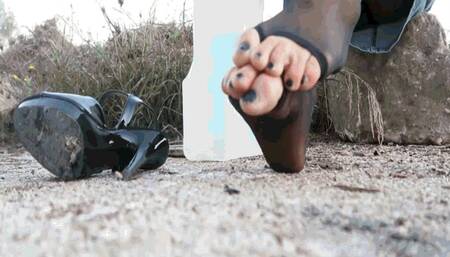 Special agent Scene 5 Lame feet, painful toes AVI(1280x720)FHD