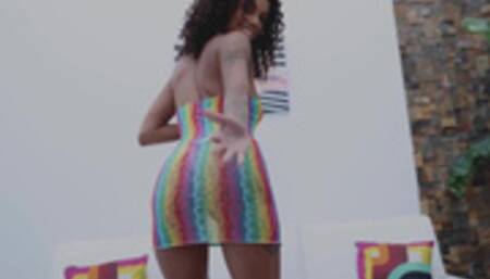 Mih Ninfetinha Enjoys Threesome With Two Huge Dicks