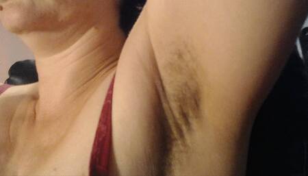 Hairy armpits show