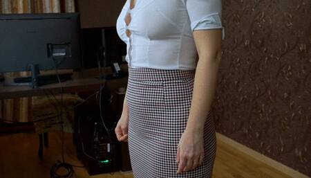 I was so hungry today i ate everything i could and overate every meal. now i can barely fit into this skirt.