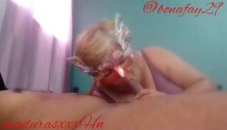 Vecina infiel le encanta de perrito en su casa