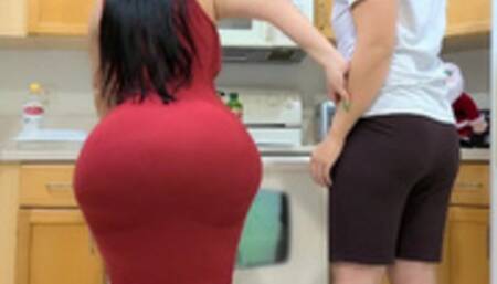 BIG ASS STEPMOM FUCKS HER STEPSON IN THE KITCHEN AFTER SEEING HIS BIG BONER ON THANKSGIVING