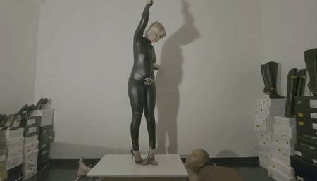 Lady Latisha - CBT Trample Board - Le Silla Stiletto Heels - UHD 4K