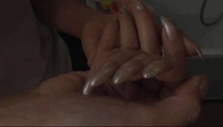 17Oct2022_NailFuss_Closeup