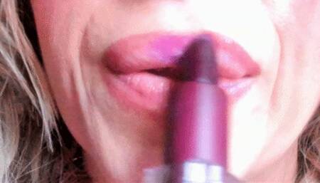 Purple Lipstick Lip Sniffing Gum Chewing Lip Smacking (HD) WMV