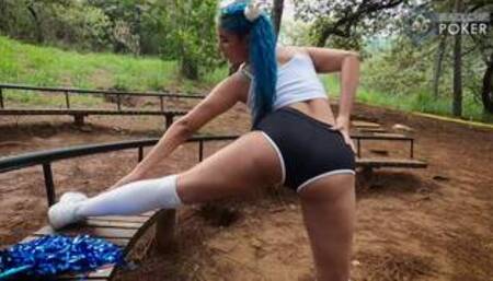 Min-Galilea-Se-Folla-Soldier-En-Su-Habitacion