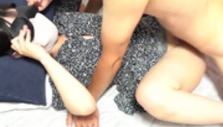 （個人撮影）目隠しプレイで感じすぎて膝がガクガク