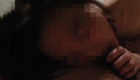 [Amateur middle-aged couple] A034 sperm training. My wife wakes me up with a blowjob at midnight