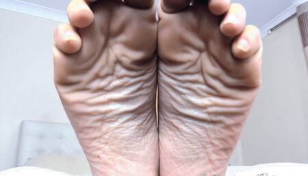 My Feet Make You Pay (1080p)