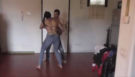 DOLLY FIGHT IN JEANS AND BIKINI