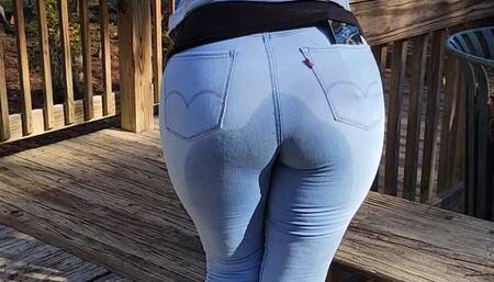 Lexi rewets in public