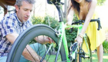 Horny Housewife Gigi Loren Takes on the French Stranger