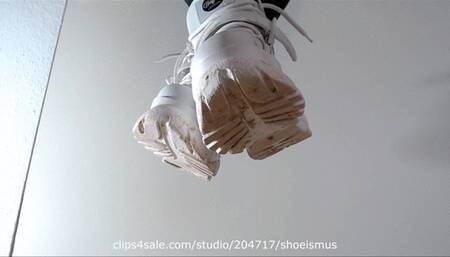 POV Enjoy the sight of the buffalo shoe NOSOUND