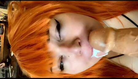 Hooter girl thanks Brenton for tip