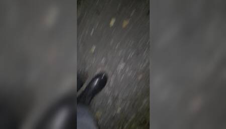Rubberboots walking