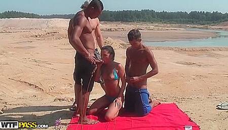 Hardcore Xxx Video From Thailand - Eric, Maxim And Bella Margo