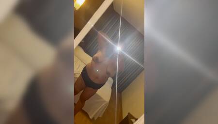 WildEnglishBBW posing feeing sexy
