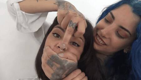 Mio marito ti ha rifatto il naso, eh? – My husband made your rhinoplasty, isn't he uh? (NOSE FETISH)