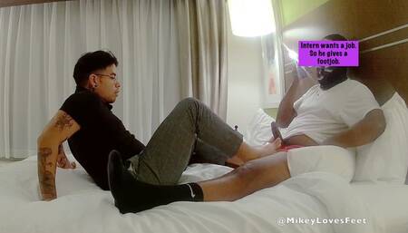 Eager Intern Offers His Feet (and ass) For New Job (Full View)
