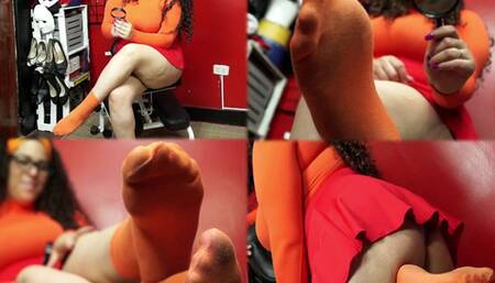 Curvy Velma and her shaped socked feet! - MOV