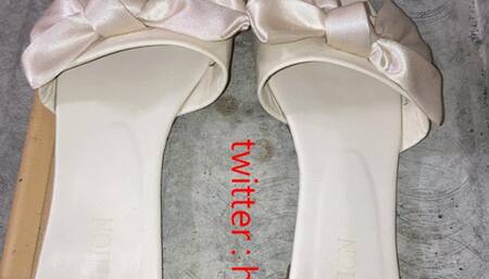 Cum sexy white slippers with bow