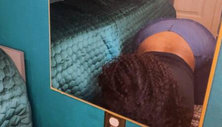 Ebonybooty49 - Bassy Mirror Farts