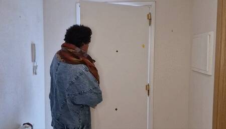 Giantess swallows the enemy