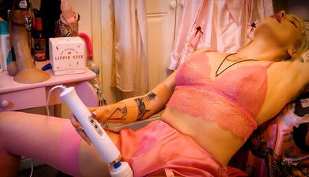 Caged Clitty Control Doxy Edge-A-Long (1080 HD)