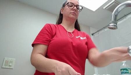 Giantess Hygiene with Liz River