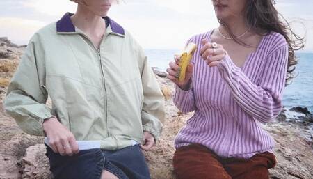 Seaside Muscle Show With 2 Girls