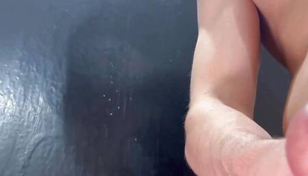 Close-Up: 8 Ropes of Cum ! ! ! - Massive Load