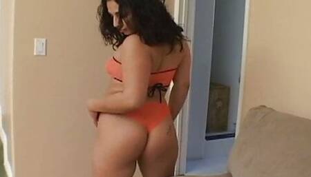 Victoria Lan drank cum after fucking Taylor Knight