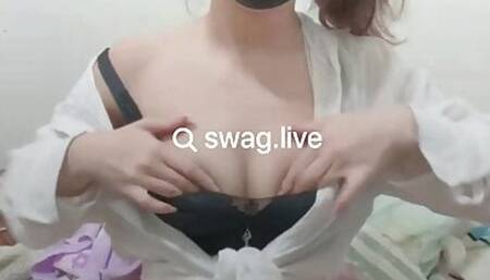 Asian cutie plays sex banana toy to cum swag.live lovely_lady