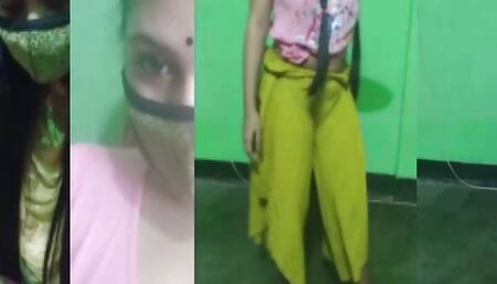 Hot Bhojpuri Bhabhi Item song Dance
