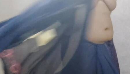 Bhabhi ji peheni saree par utari bra