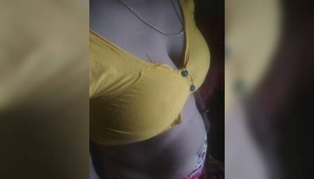 Village bhabi amazing hand job blowjob and facking for dogy stail _Deshicouplehot