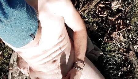 BOULDERER - outdoor fast cumshot swallow eating masturbation flash