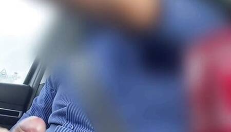 Stuck in traffic horny and a huge cum while drive