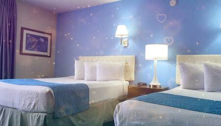 Blond Brazzy becomes Trap Star