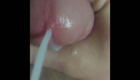 Young male closeup cumshot quickie