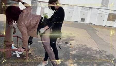 Wichse im Maul - Strap On im Arsch - GERMAN