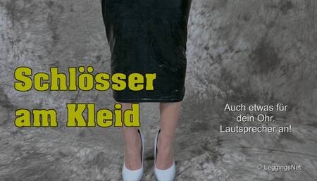 Locks on dress - Schlösser am Kleid