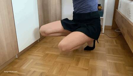 KNEELING IN HIGH HEELS AND MINISKIRT - MP4 HD