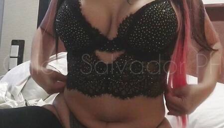 Hot Asian girlfriend gave her bff hot sex as Christmas gift.