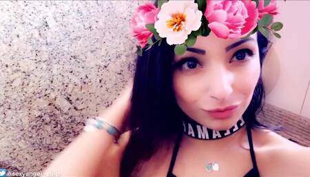 Emanuelly Raquel - Puplic Vibrating Panties Orgasm In P