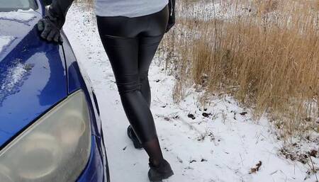 Driving on Slippery Roads in Squeaky Sneakers Mazda WMV